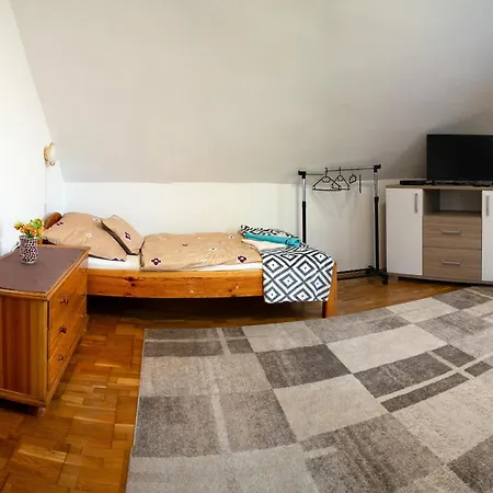 Nosztalgia Nyaralohaz Holiday home Szigliget