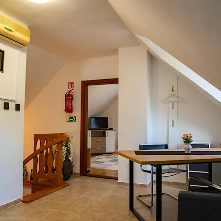 Holiday home Nosztalgia Nyaralohaz Szigliget