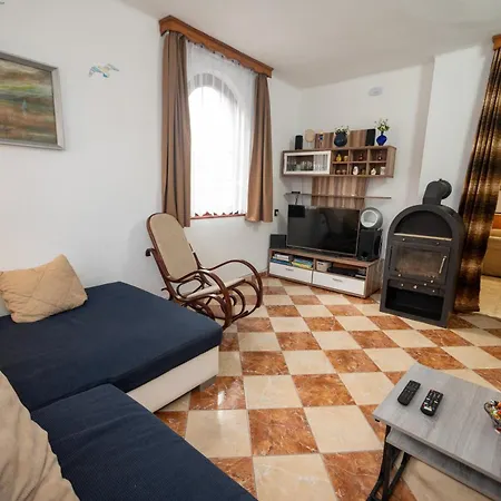 בית נופש Nosztalgia Nyaralohaz *